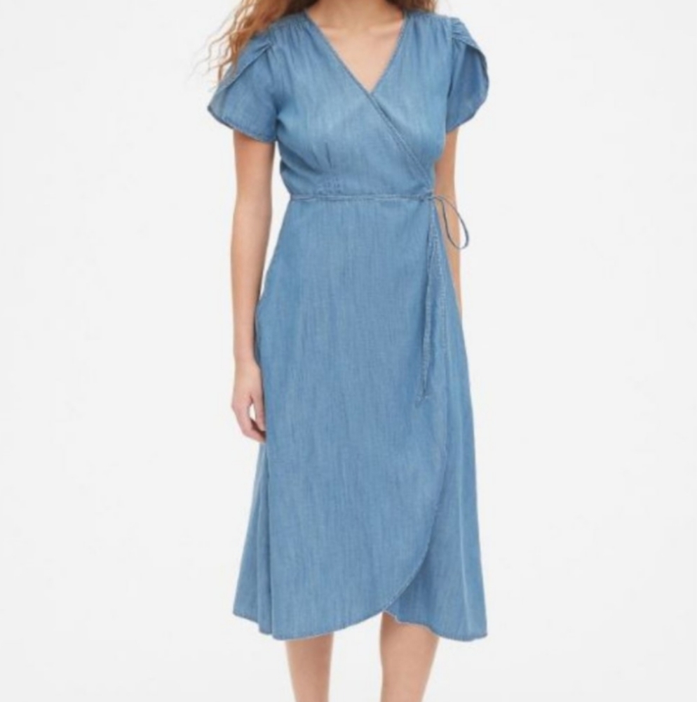 GAP | Chambray wrap dress